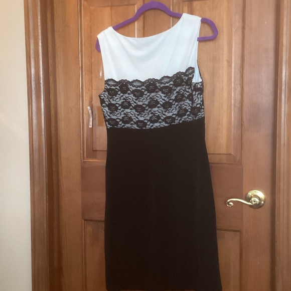 Dress Barn Black and White Lace Midi Dress - Picture 4 of 5